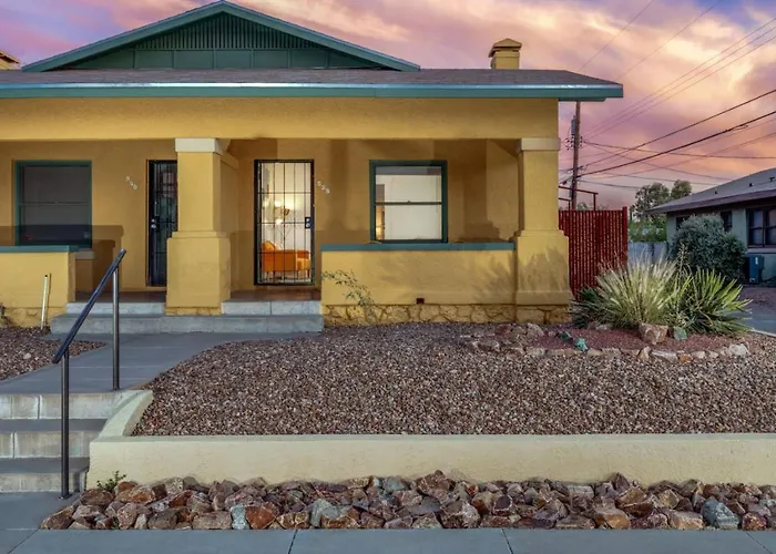 Close To U Of A, Stylish And Cozy, 1 Bedroom 1 Ba, Porch Dom wakacyjny